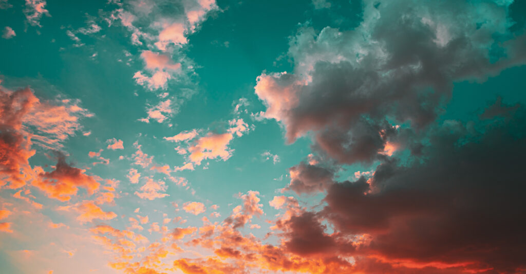 Wolken in der Abendsonne